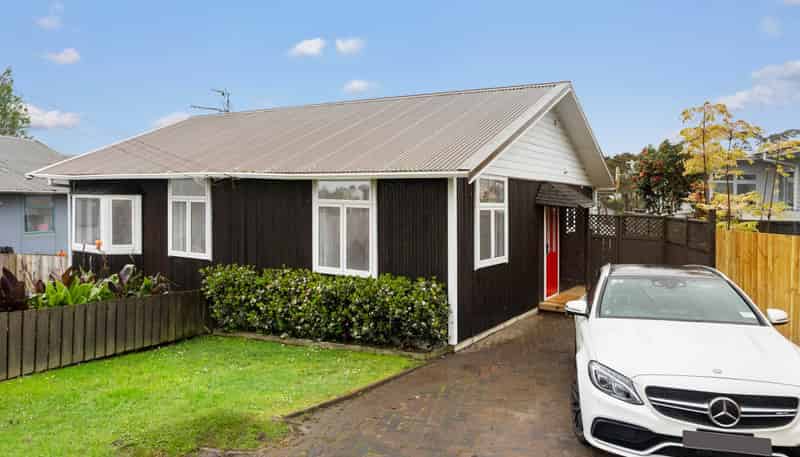 114 Sunnyside Road, Sunnyvale