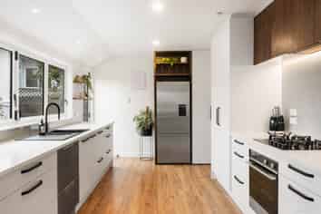 114 Sunnyside Road, Sunnyvale