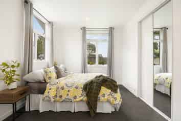 114 Sunnyside Road, Sunnyvale