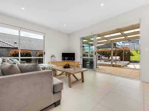 17 Kibblewhite Avenue, Beachlands