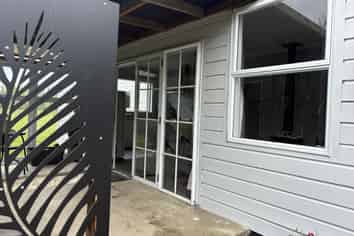 11 Lowery Street, Milton