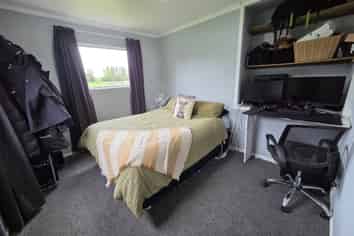 11 Lowery Street, Milton