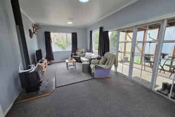 11 Lowery Street, Milton