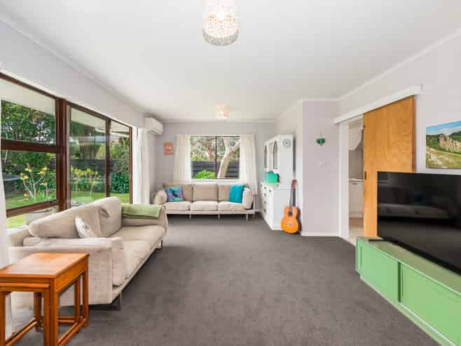 4b Princeton Road, Raumati Beach