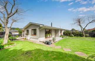 4b Princeton Road, Raumati Beach