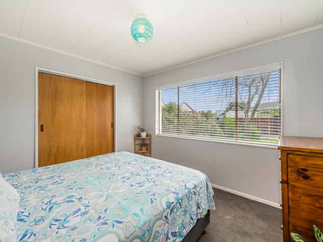 4b Princeton Road, Raumati Beach