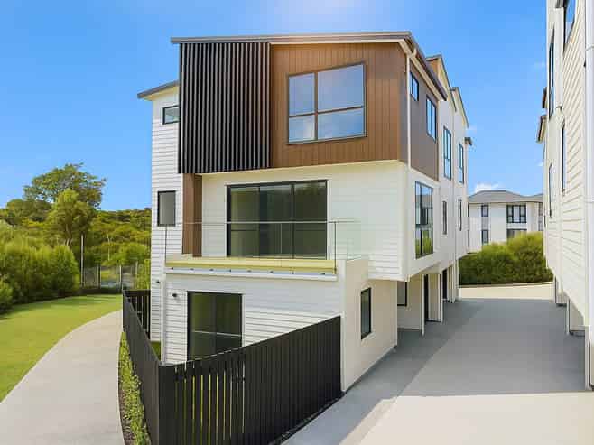 87 Joshua Carder Drive, Hobsonville