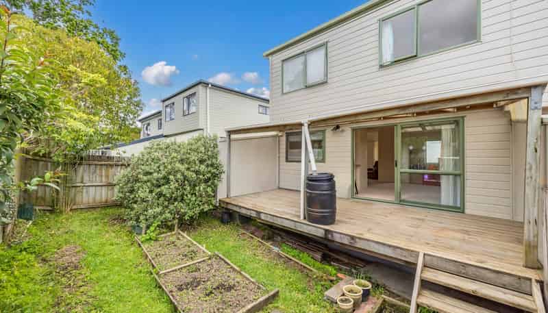 4/5 Kilham Avenue, Northcote