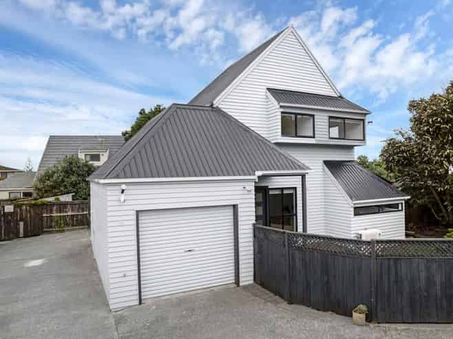 1/8 Priestley Drive, Bucklands Beach