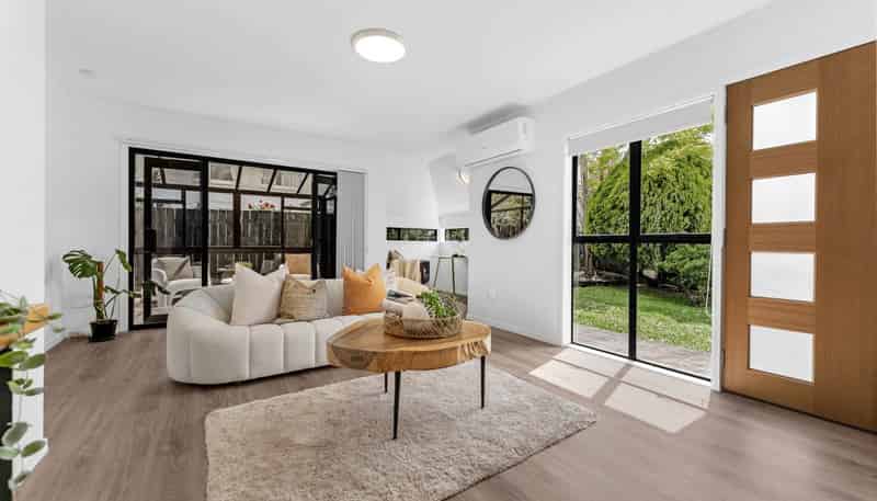 1/8 Priestley Drive, Bucklands Beach