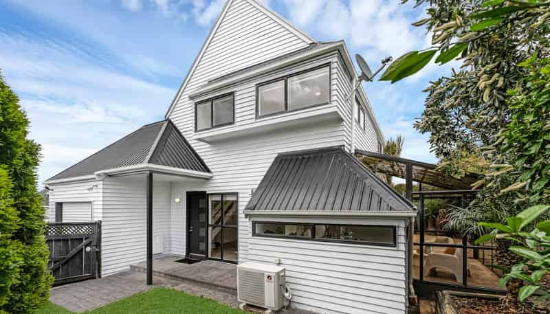 1/8 Priestley Drive, Bucklands Beach