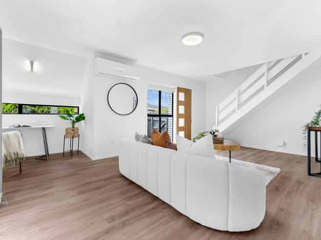 1/8 Priestley Drive, Bucklands Beach