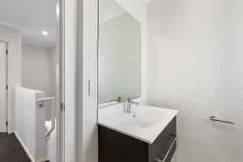 14/6 Fend Street, Chartwell