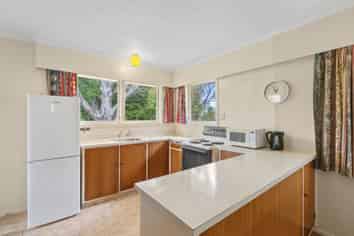 76 Winchester Street, Levin