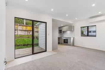 3215 Great North Road, New Lynn