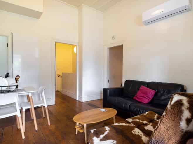 24 Kingsland Avenue, Kingsland