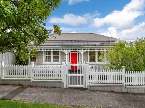 24 Kingsland Avenue, Kingsland