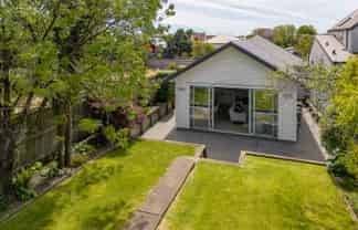 8 Short Street, Waltham