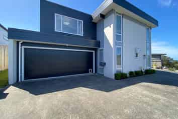 70 Hebron Road, Torbay