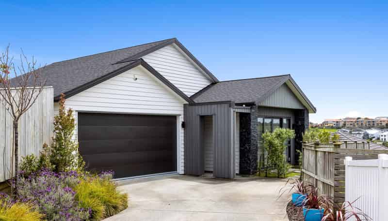 20 Kiwa Crescent, Gulf Harbour