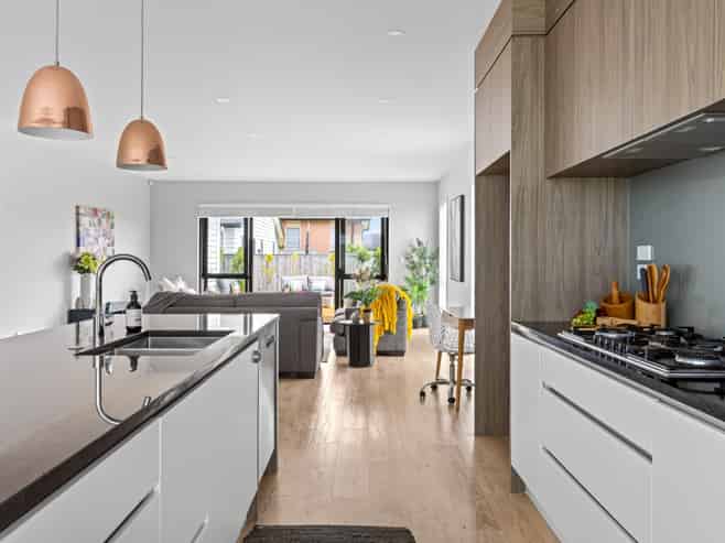 20 Kiwa Crescent, Gulf Harbour