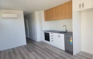 65A Henshaw Street, Woodend