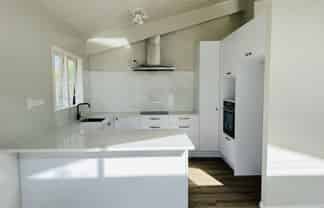 27 Greenhithe Road, Greenhithe