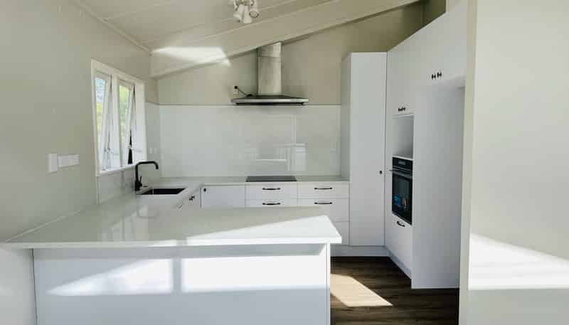 27 Greenhithe Road, Greenhithe