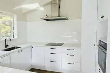 27 Greenhithe Road, Greenhithe