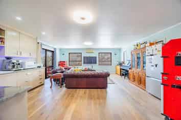 1375 Dominion Road Extension, Mount Roskill