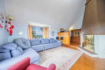 1375 Dominion Road Extension, Mount Roskill