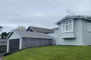 16 Admiral Beatty Avenue, Sandringham