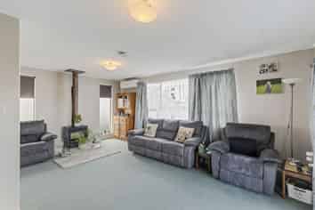 12 Towai Street, Inglewood