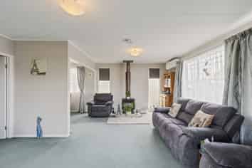 12 Towai Street, Inglewood