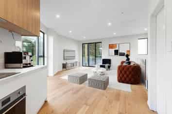 5/32 Karori Crescent, Orakei