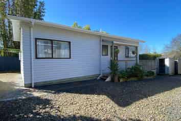 234B1 Albany Highway, Albany