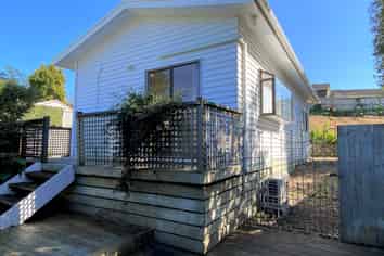 234B1 Albany Highway, Albany