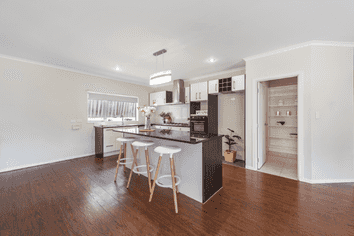 110 Borman Road, Huntington