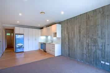 205/11 Fenton Street, Eden Terrace