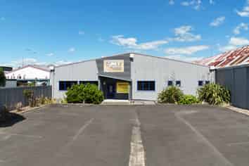 Excellent Building with Multiple Options!