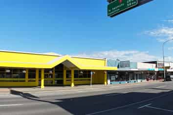 Excellent Building with Multiple Options!