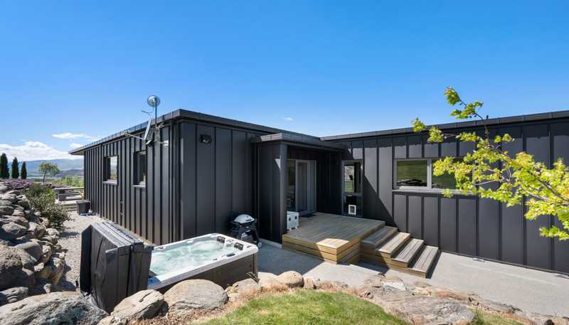 1005 Luggate-Cromwell Road, Mount Pisa