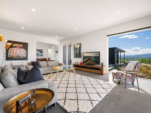 1005 Luggate-Cromwell Road, Mount Pisa