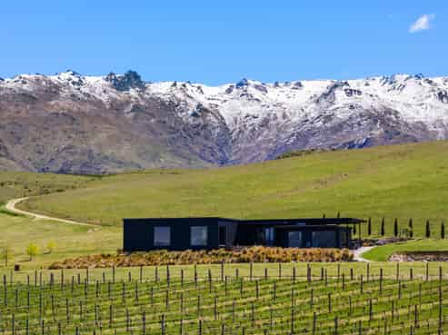 1005 Luggate-Cromwell Road, Mount Pisa