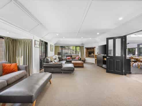 146 Lake Hawea - Albert Town Road, Albert Town