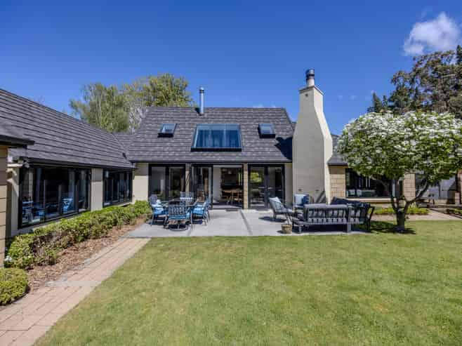 146 Lake Hawea - Albert Town Road, Albert Town