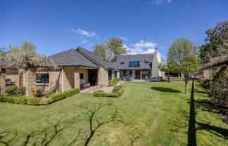 146 Lake Hawea - Albert Town Road, Albert Town