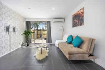 8/85 Portage Road, New Lynn