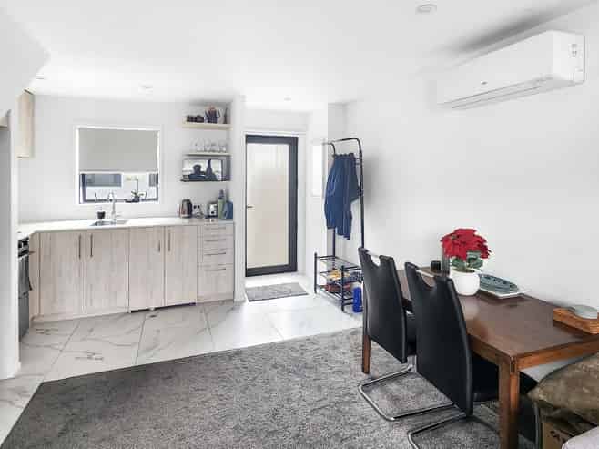 2/7 Ariki Street, Boulcott