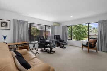 16 Raukawa Drive, Bethlehem